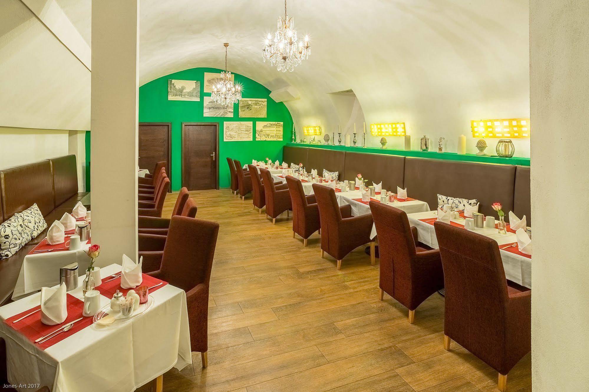 Hotel Bayrischer Hof Heidelberg Dış mekan fotoğraf
