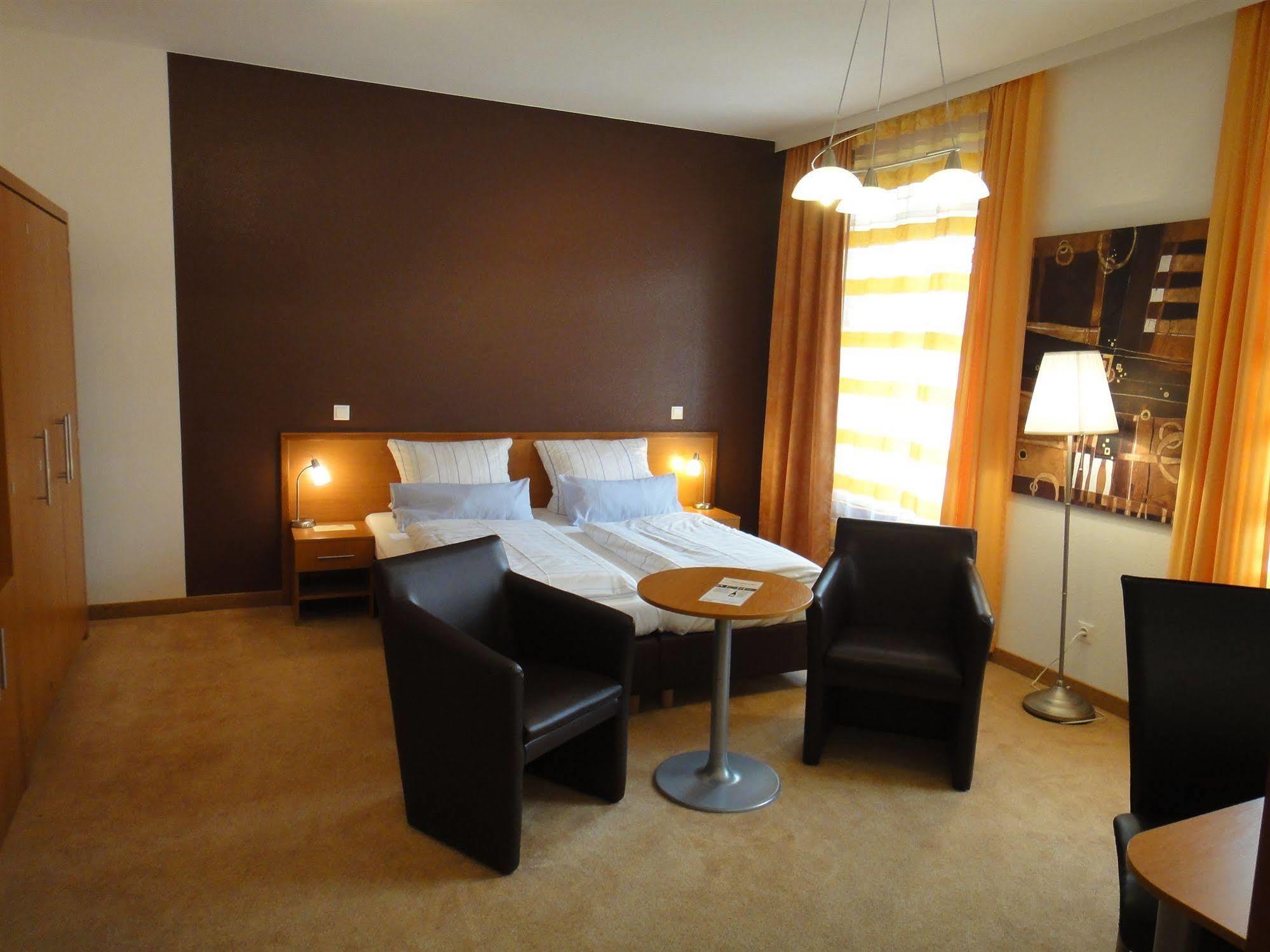 Hotel Bayrischer Hof Heidelberg Dış mekan fotoğraf