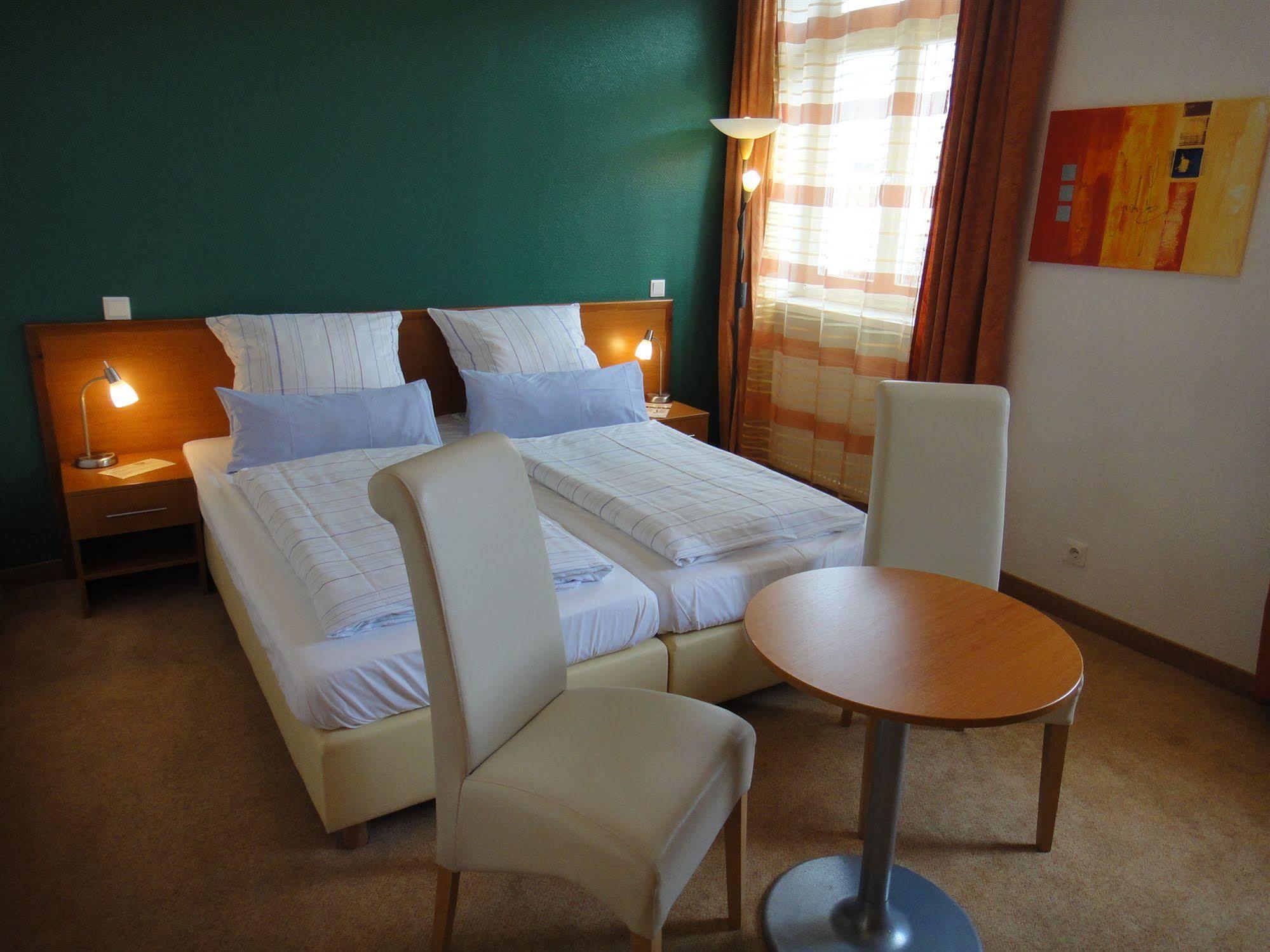 Hotel Bayrischer Hof Heidelberg Dış mekan fotoğraf